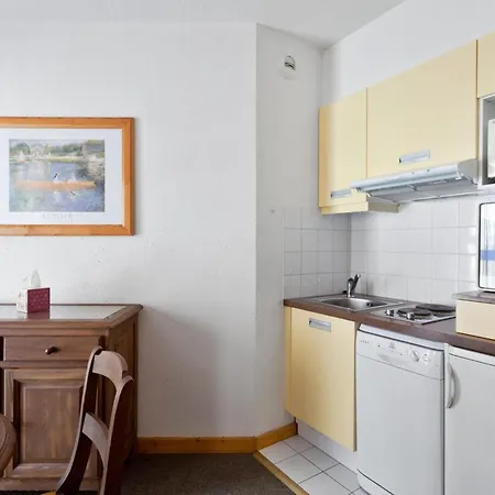 Appartement à Avec Parking Et Wifi - Fr-1-512-215 Brides-les-Bains